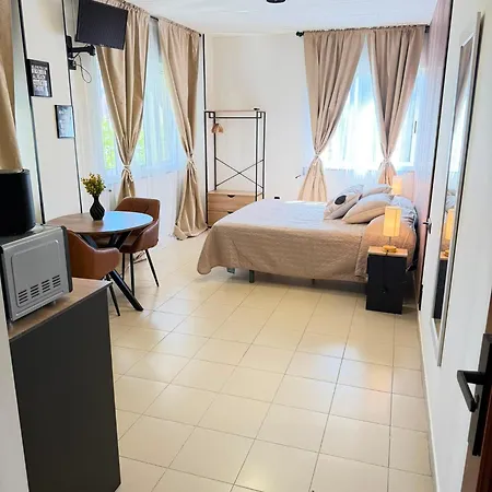 Hotel Residencia Porta Nova 3*