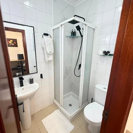 Hotel Residencia Porta Nova 3*