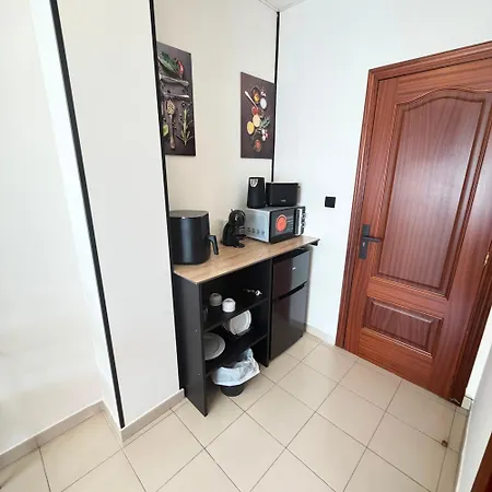Residencia Porta Nova 3*