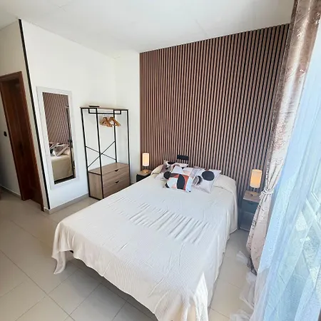 Residencia Porta Nova Hotel 3*